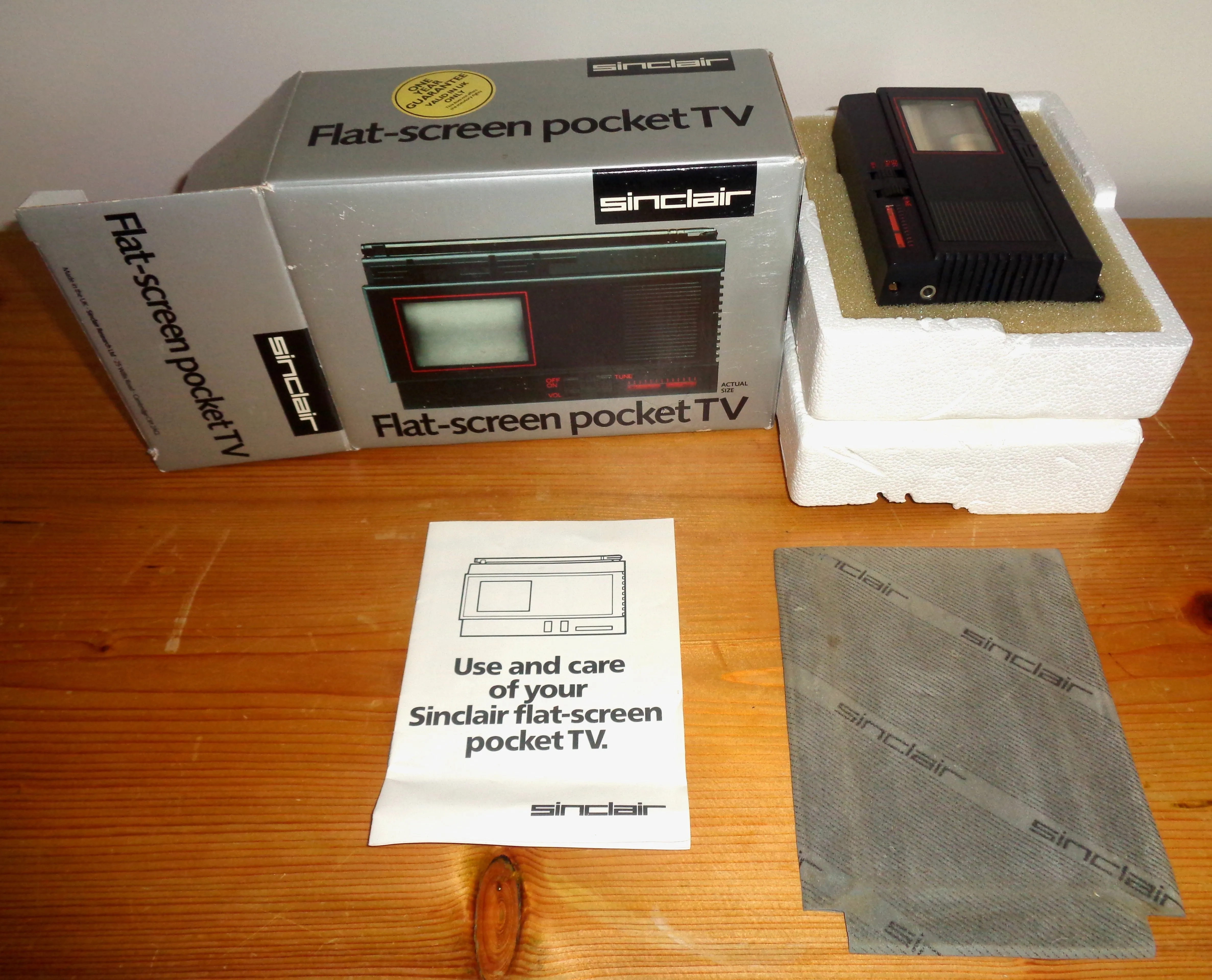 1980s Portable Sinclair Flat Screen Pocket Television TV 80 FTV1