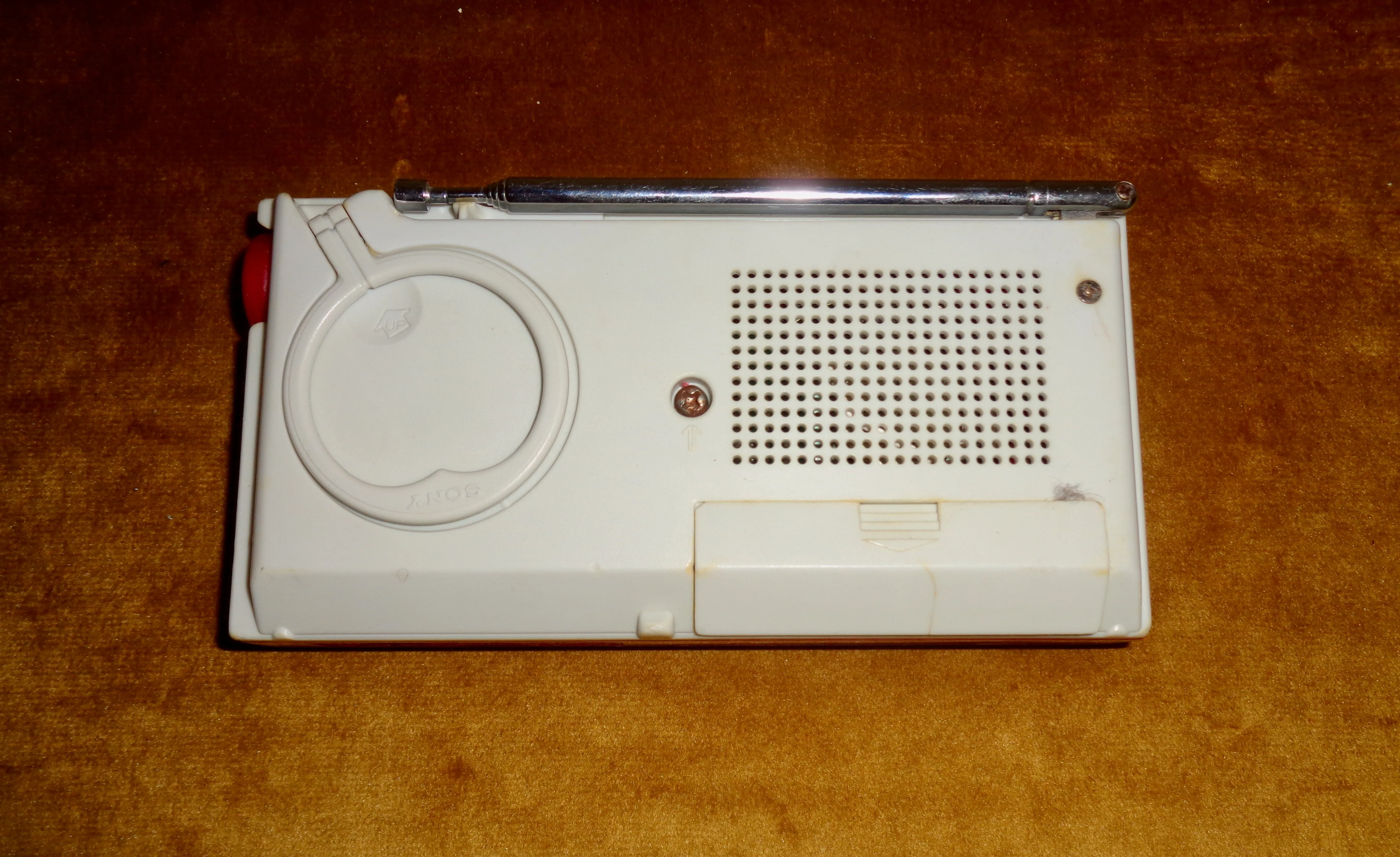 1980s Sony ICF15 AM/FM Pocket Transistor Radio In Red & White Plastic