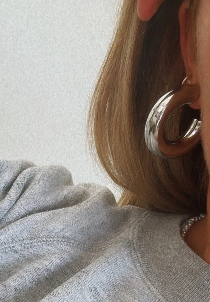 Allegra Hoops