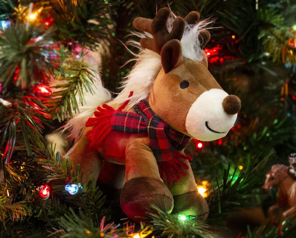 Dasher | Holiday Plush