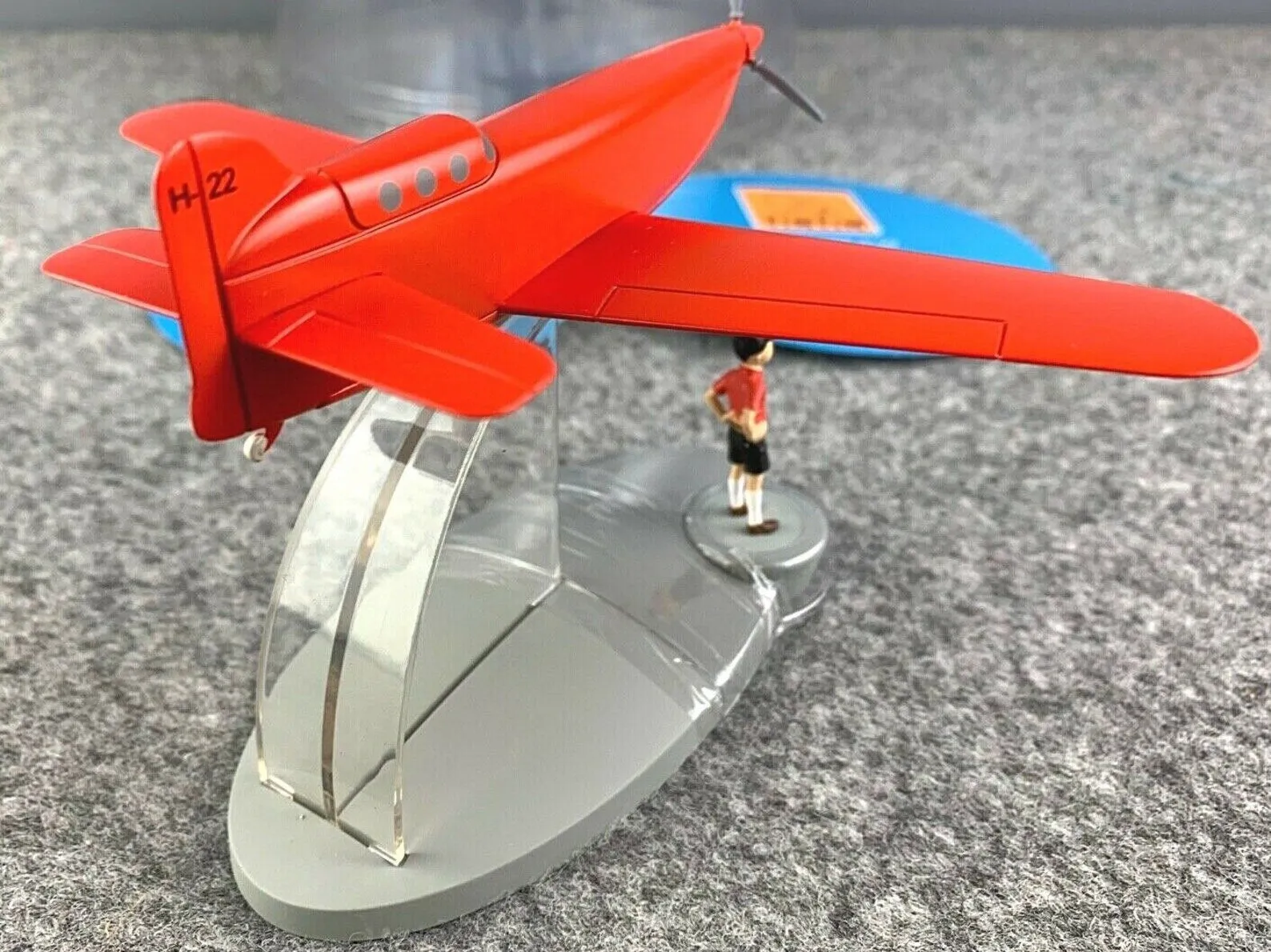 MOULINSART TINTIN PLANE 29546 Le Stratonef H-22 Jo Zette & Jocko Model Avion #26