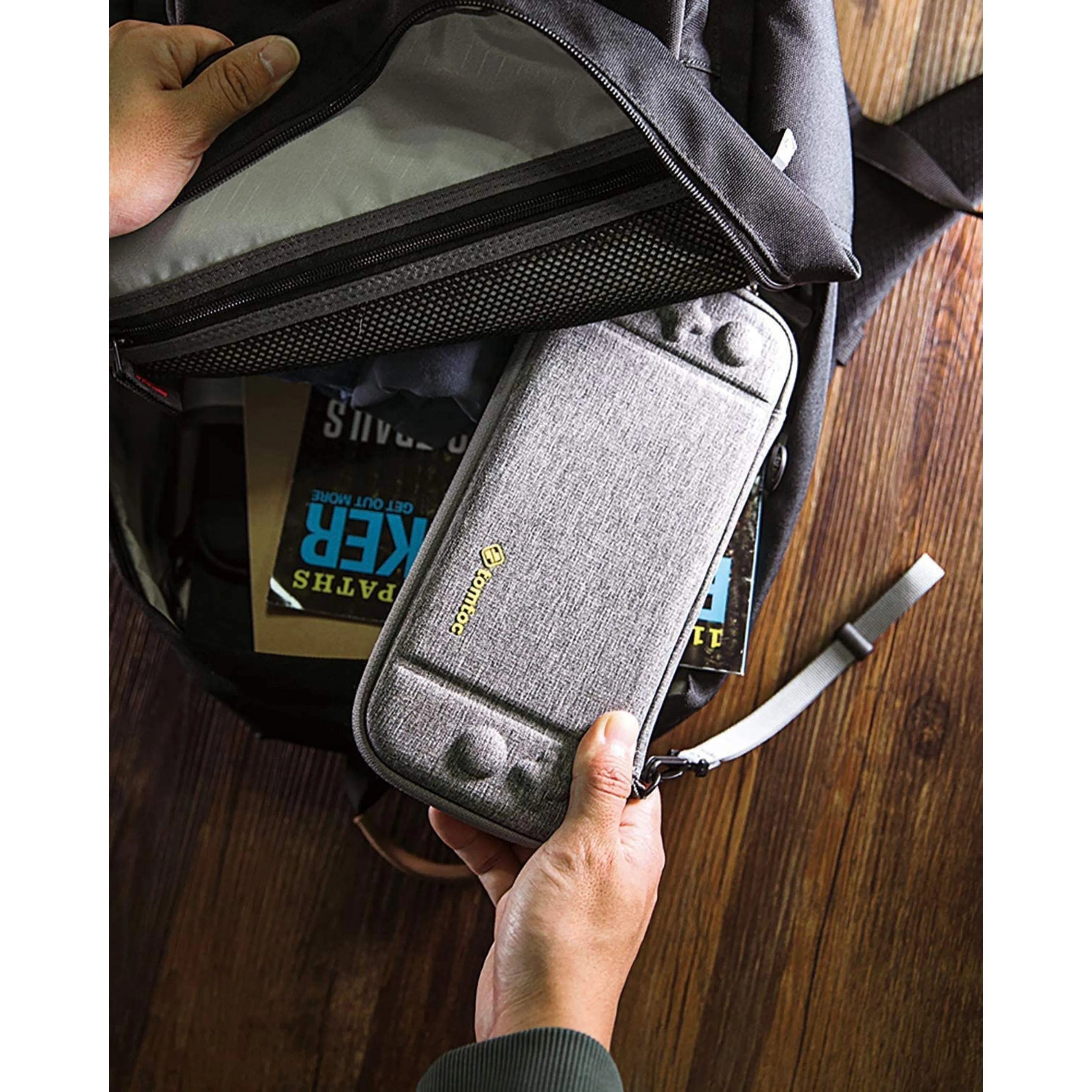 Nintendo Switch Tomtoc Travel Case