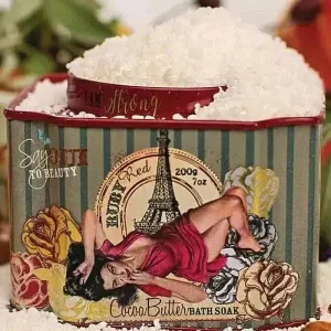 Ruby Red Bath Soak